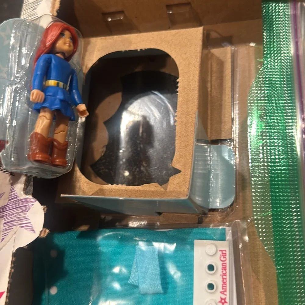 Mega Bloks American Girl Saige's Art Studio Story